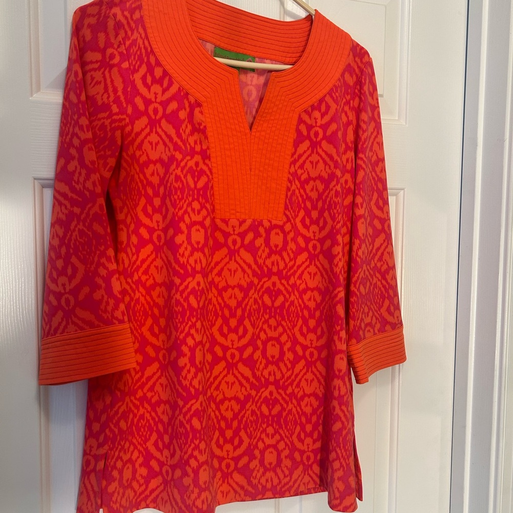 Island Republic size s women’s shirt very colorful